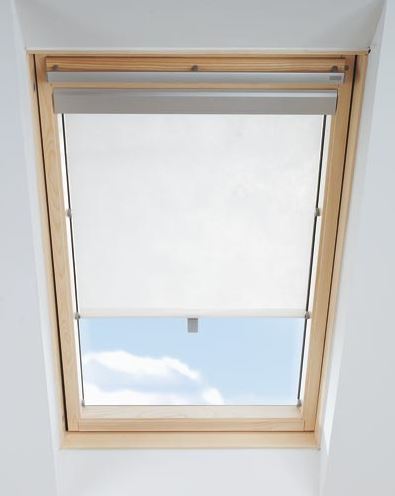 zastiňující roelty Velux
